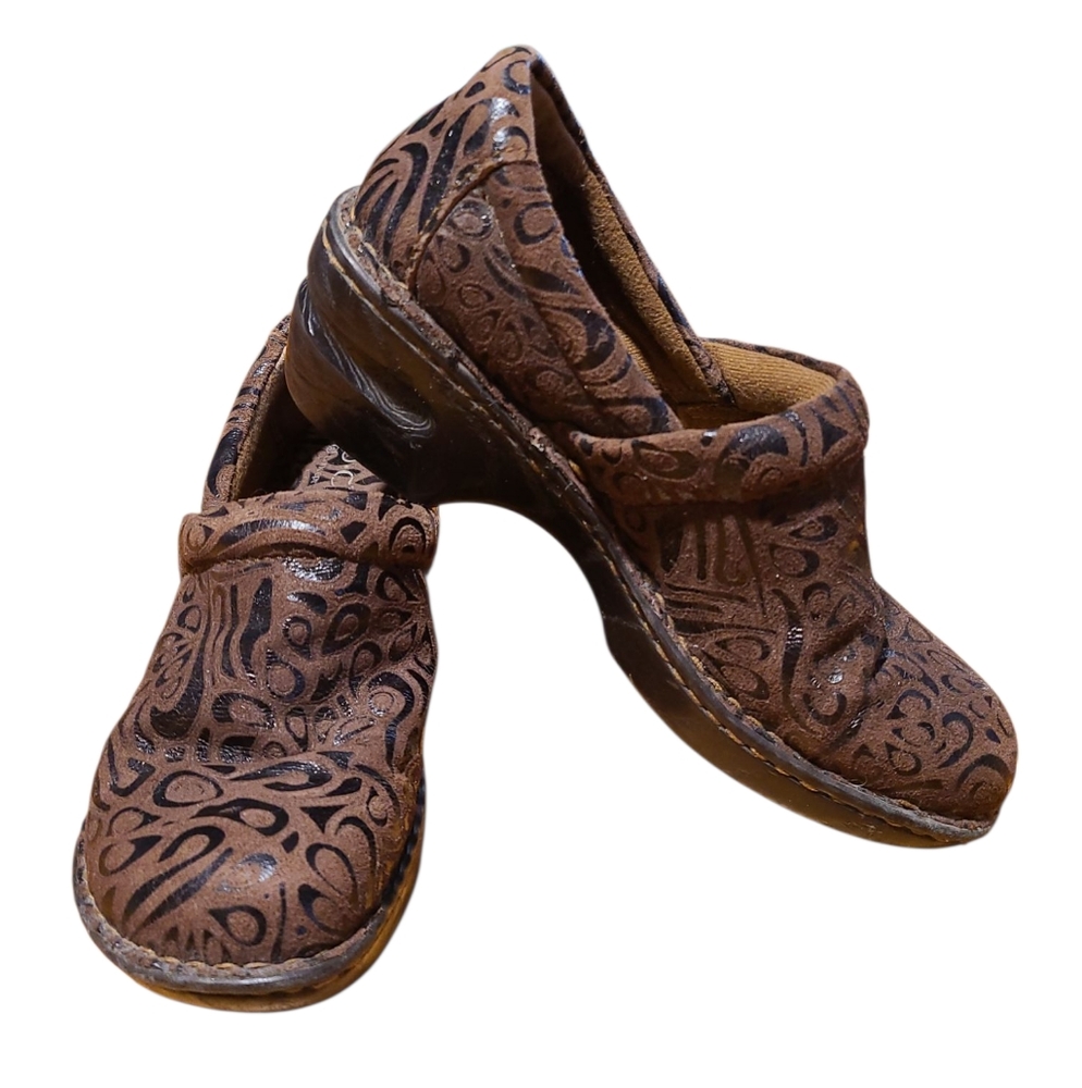 B.O.C Peggy Paisley Mule Clog